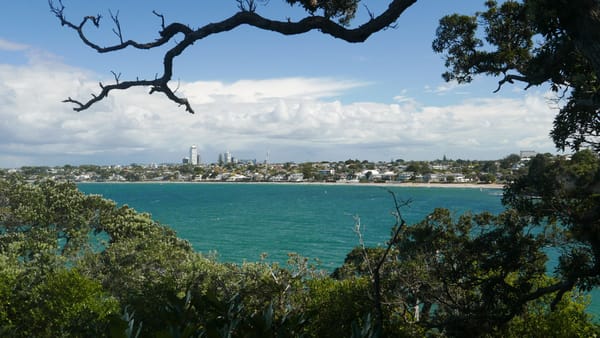 Schischka Campground nach Auckland